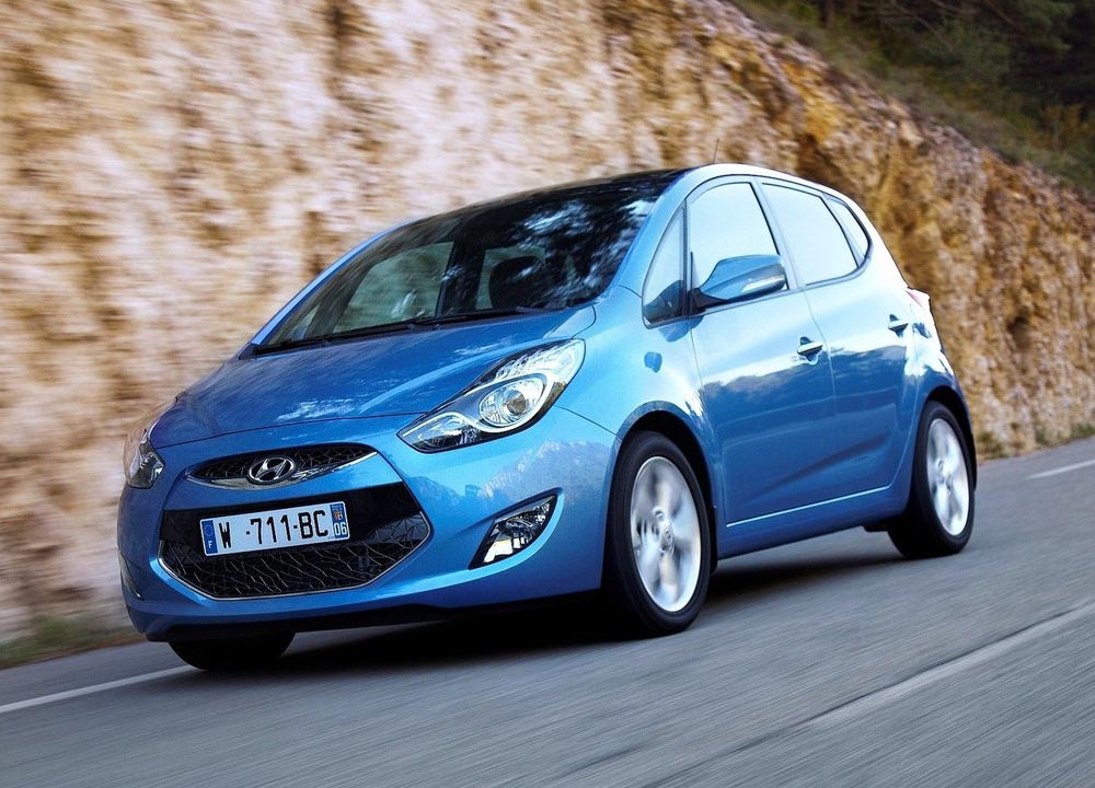 HYUNDAI-ix20-2010-01.jpg