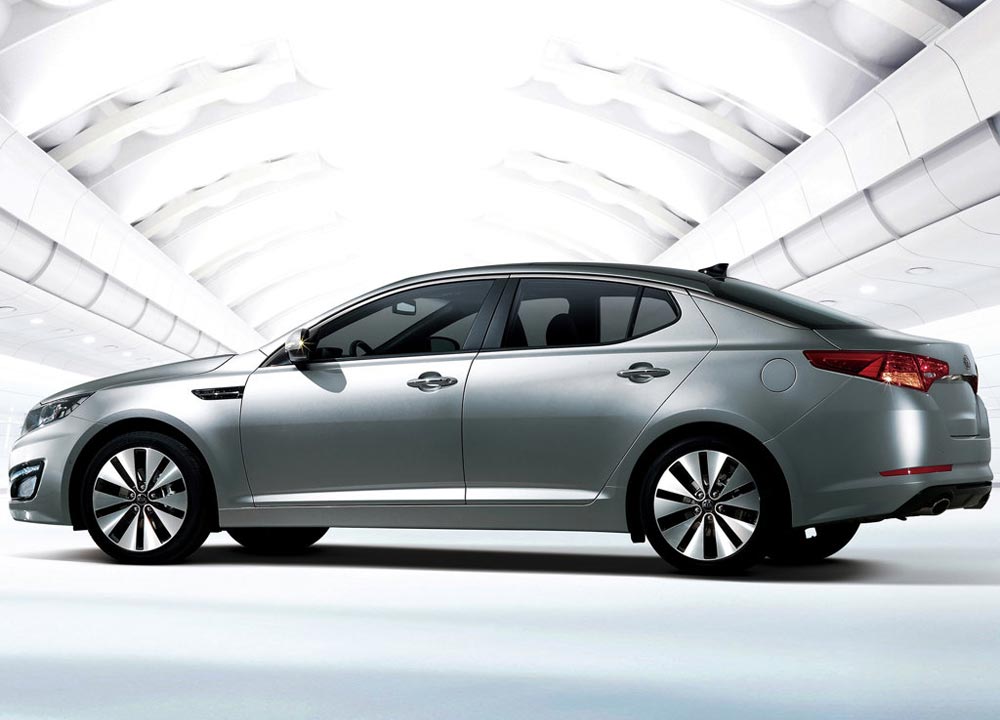 https://www.wandaloo.com/files/2010/10/KIA-OPTIMA-2011-02.jpg