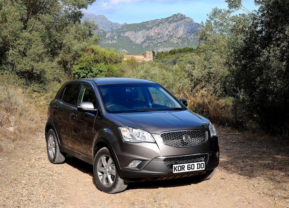 SSANGYONG-Korando-2011-02.jpg