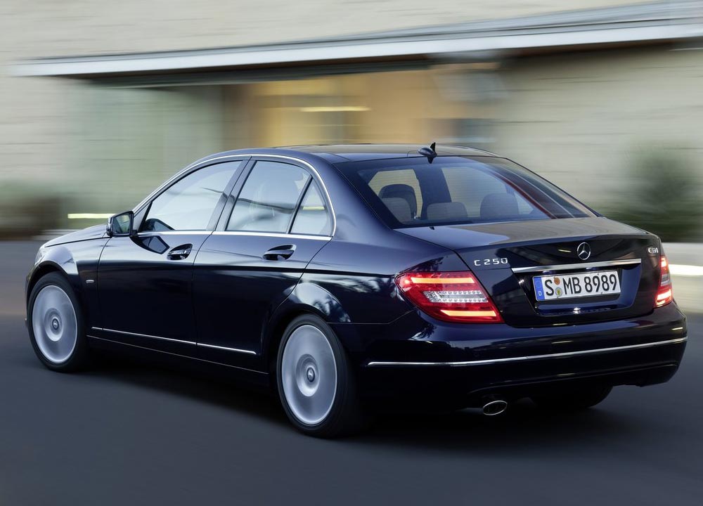 https://www.wandaloo.com/files/2010/12/MERCEDES-CLASSE-C-2011-06.jpg