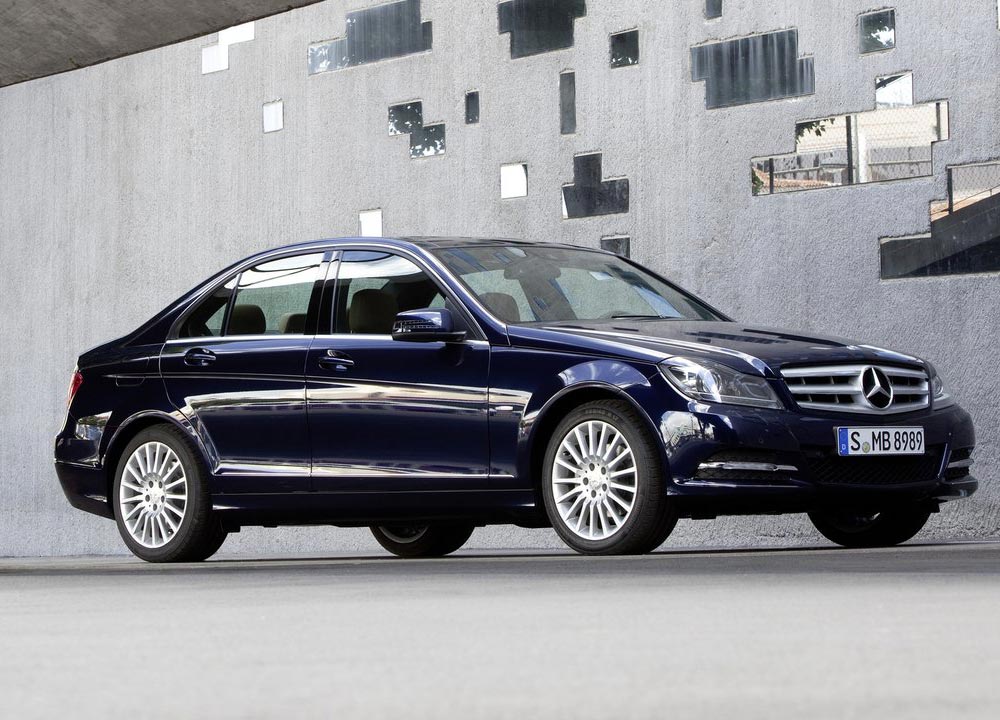 https://www.wandaloo.com/files/2010/12/MERCEDES-CLASSE-C-2011-09.jpg