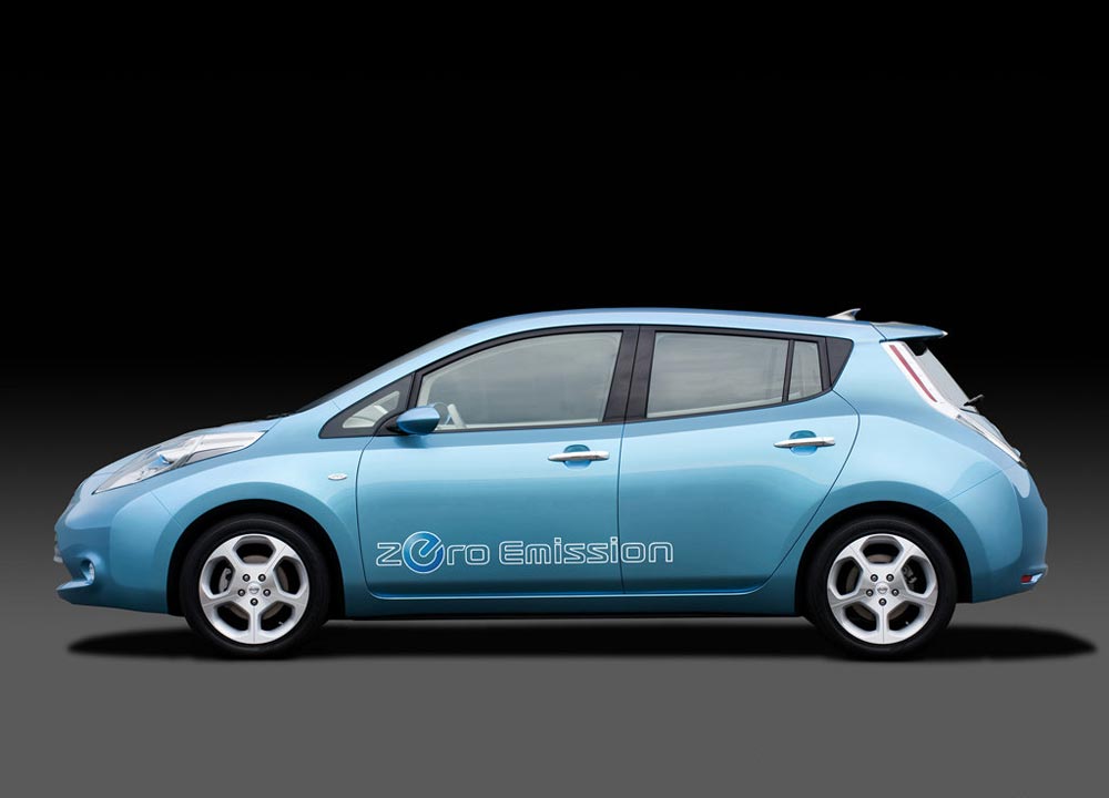 https://www.wandaloo.com/files/2010/12/NISSAN-LEAF-VOITURE-ANNEE-2011-04.jpg