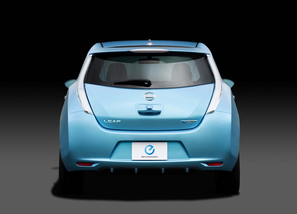 https://www.wandaloo.com/files/2010/12/NISSAN-LEAF-VOITURE-ANNEE-2011-07.jpg