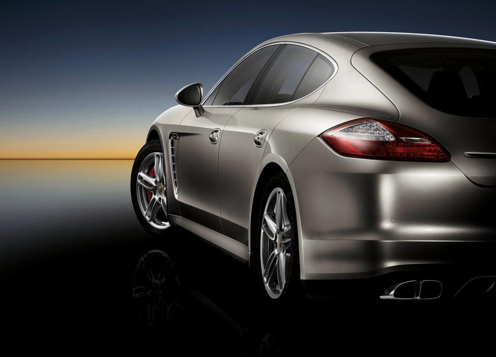 https://www.wandaloo.com/files/2010/12/PORSCHE-PANAMERA-2010-25.jpg