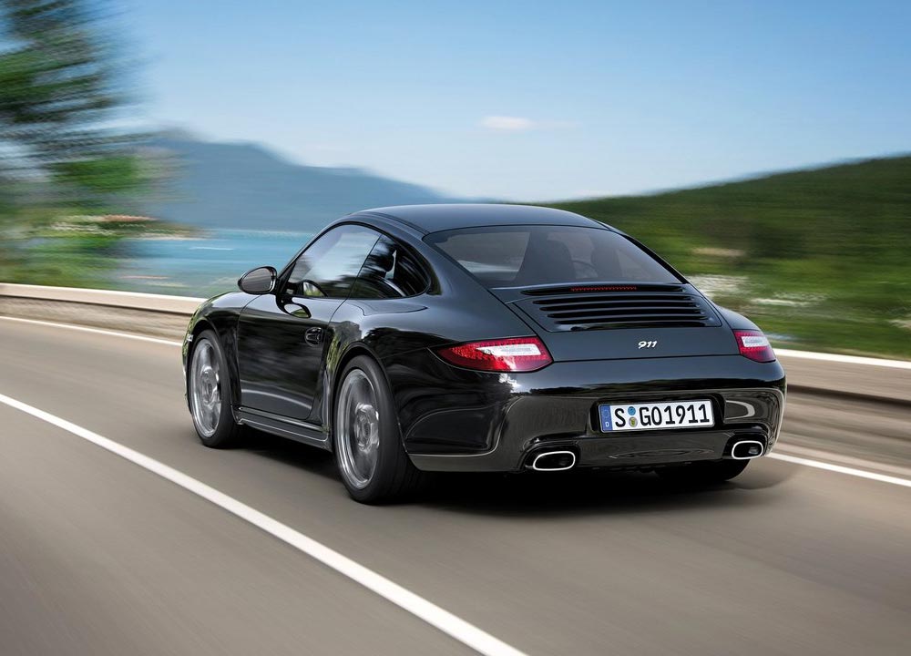 https://www.wandaloo.com/files/2011/01/PORSCHE-911-BLACK-EDITION-2011-05.jpg