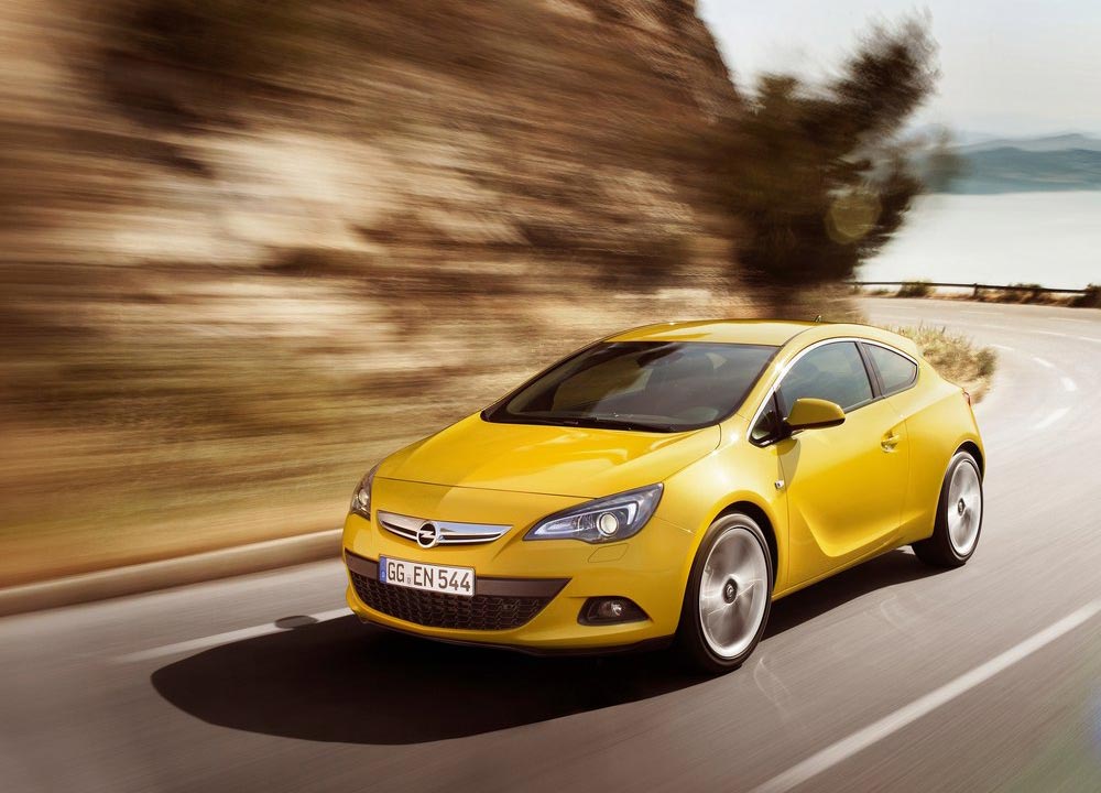 https://www.wandaloo.com/files/2011/06/Opel-Astra-GTC-2012-07.jpg
