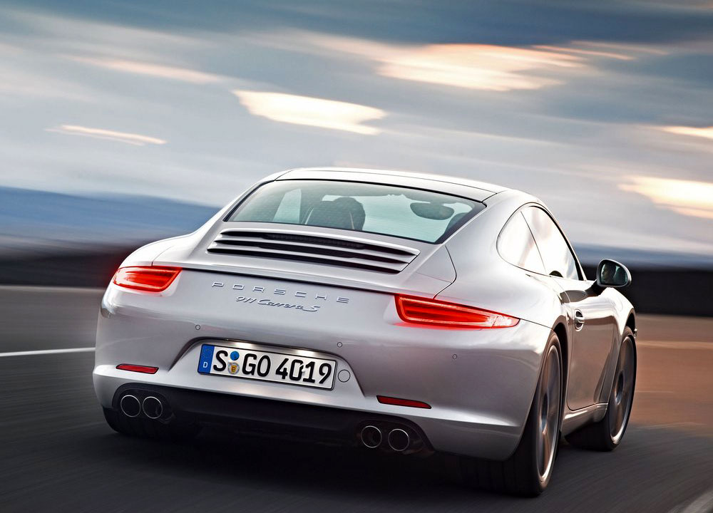 https://www.wandaloo.com/files/2011/09/Porsche-911-Carrera-S-2013-04.jpg