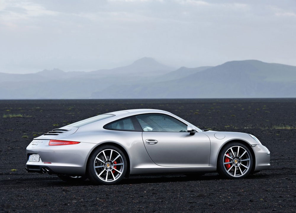 https://www.wandaloo.com/files/2011/09/Porsche-911-Carrera-S-2013-05.jpg