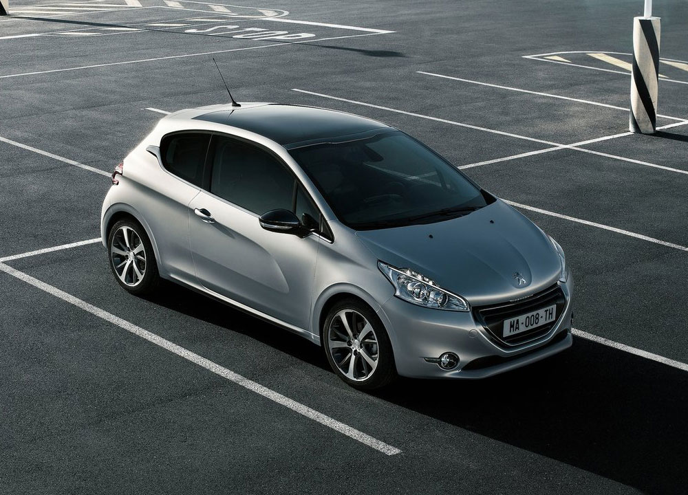 https://www.wandaloo.com/files/2011/11/Peugeot-208-Exclusive-04.jpg