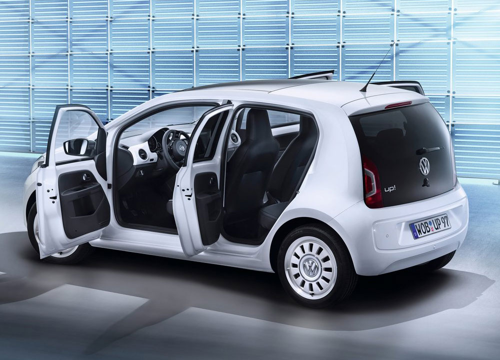 Volkswagen-Up-5-portes-2013-04.jpg