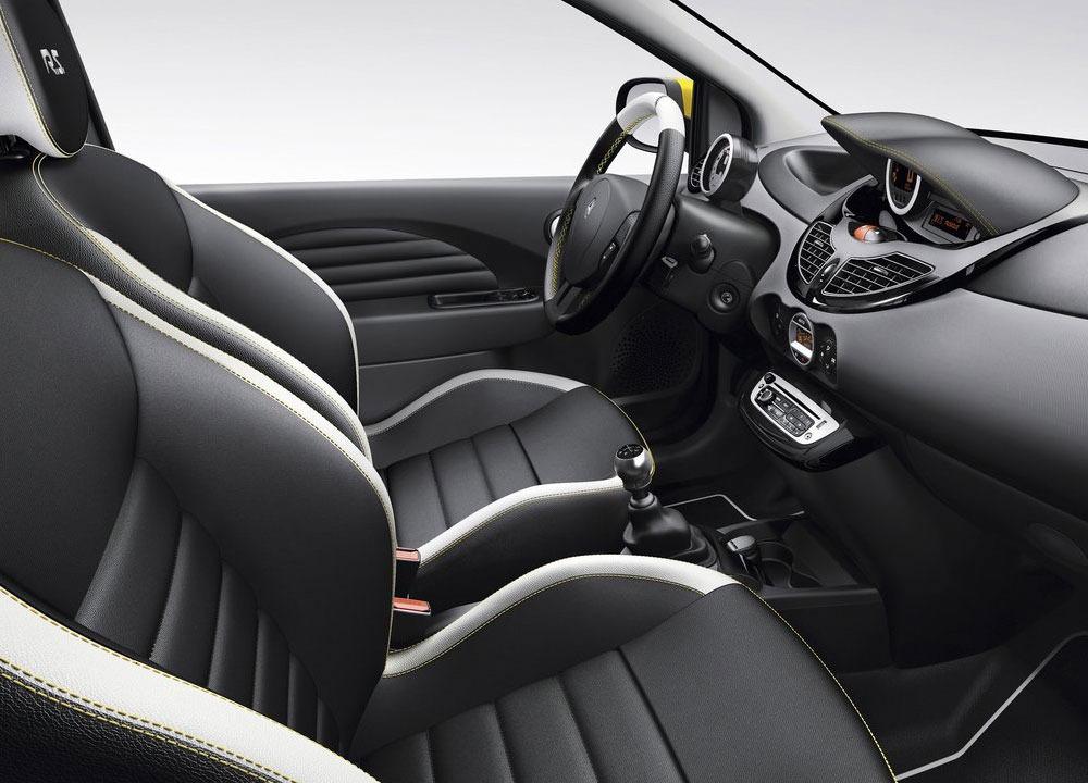 Renault-Twingo-RS-2012-03.jpg