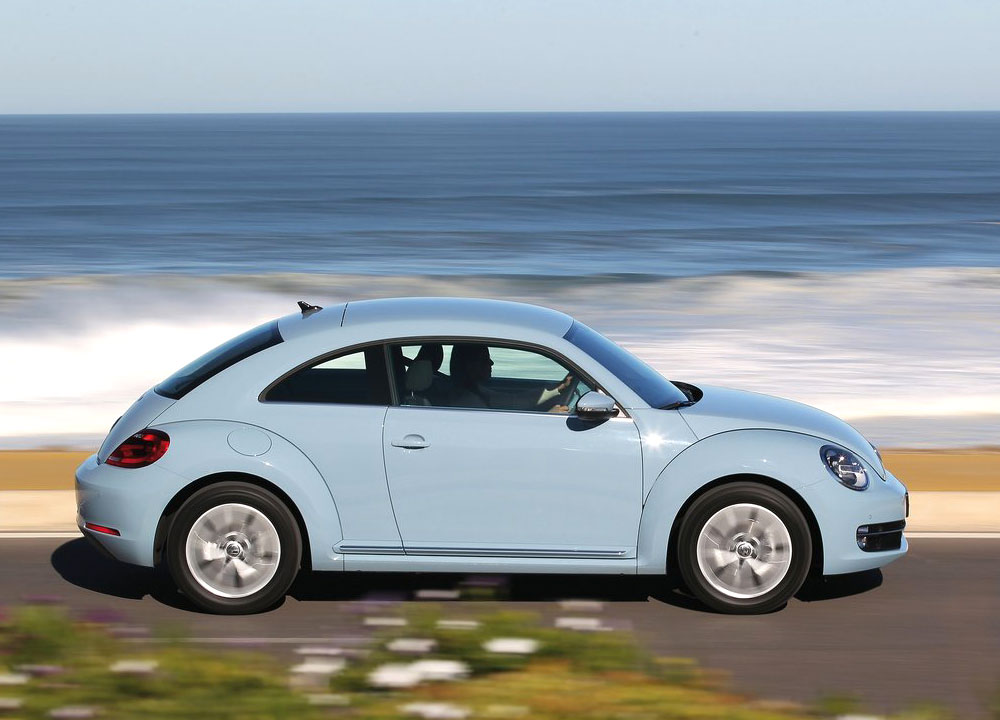 Volkswagen-Beetle-2012-02.jpg