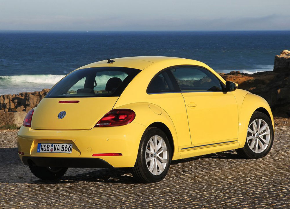 https://www.wandaloo.com/files/2012/03/Volkswagen-Beetle-2012-07.jpg