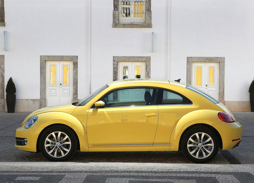 https://www.wandaloo.com/files/2012/03/Volkswagen-Beetle-2012-08.jpg