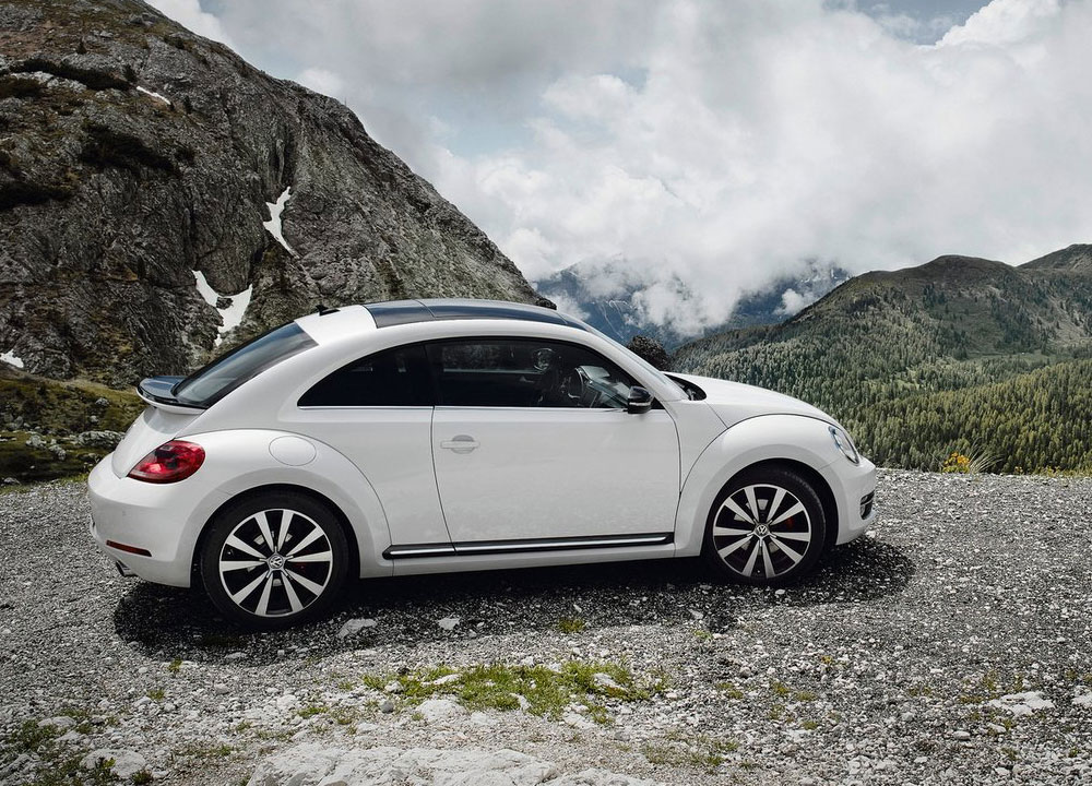 https://www.wandaloo.com/files/2012/03/Volkswagen-Beetle-2012-18.jpg