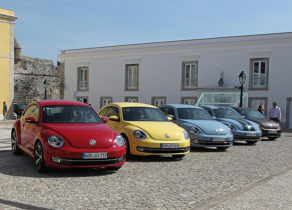 https://www.wandaloo.com/files/2012/03/Volkswagen-Beetle-2012-20.jpg