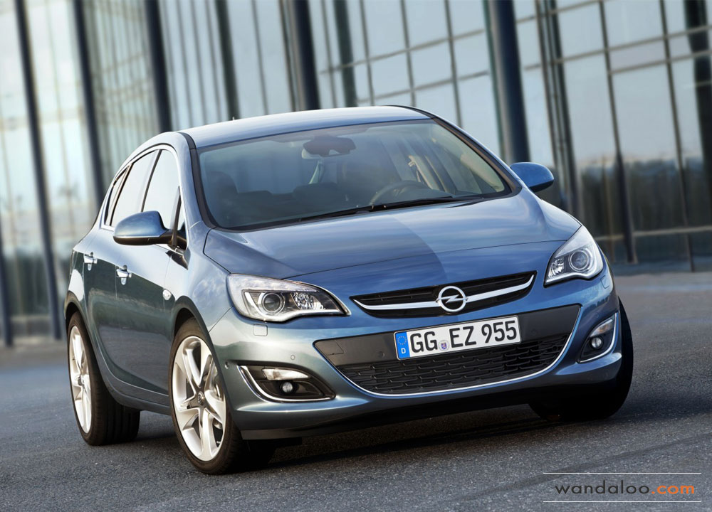 Opel-Astra-facelift-2013-01.jpg