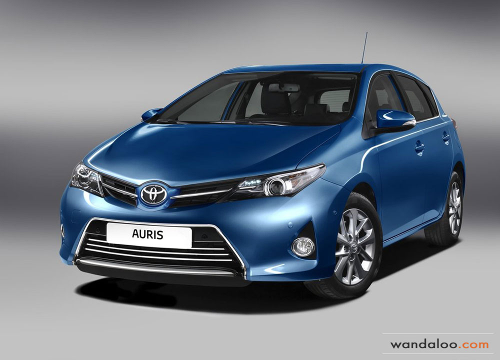 Toyota-Auris-2013-01.jpg