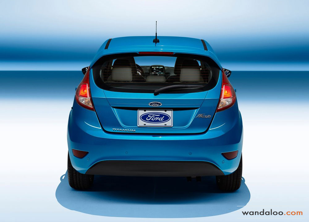 Ford-Fiesta-2013-03.jpg