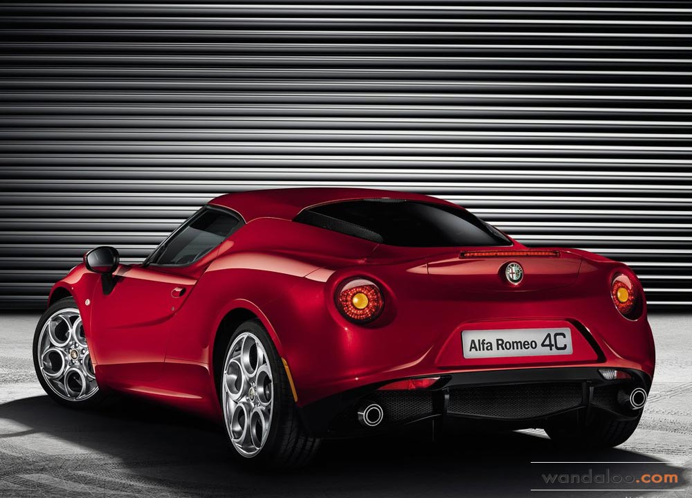 https://www.wandaloo.com/files/2013/02/Alfa-Romeo-4C-2014-03.jpg