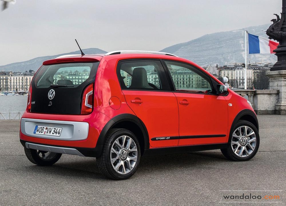 https://www.wandaloo.com/files/2013/02/Volkswagen-Cross-Up-2014-Maroc-02.jpg