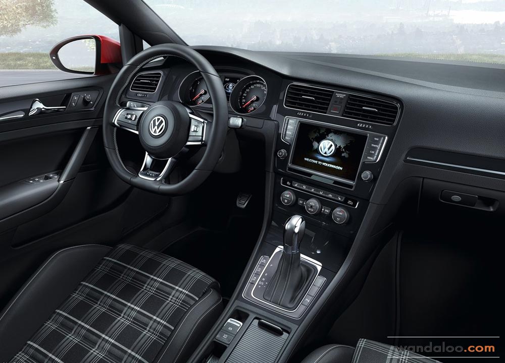 Volkswagen-Golf-7-GTD-2014-Maroc-03.jpg