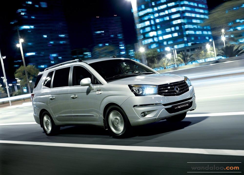 https://www.wandaloo.com/files/2013/03/SsangYong-Rodius-2014-Neuve-Maroc-04.jpg