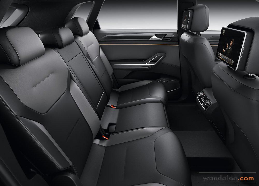 https://www.wandaloo.com/files/2013/05/Volkswagen-CrossBlue-Coupe-Concept-2013-08.jpg