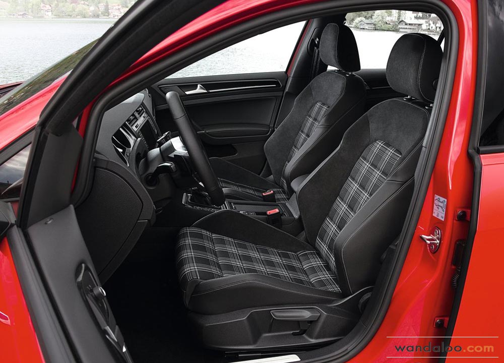 https://www.wandaloo.com/files/2013/06/Volkswagen-Golf-7-GTD-2014-07.jpg