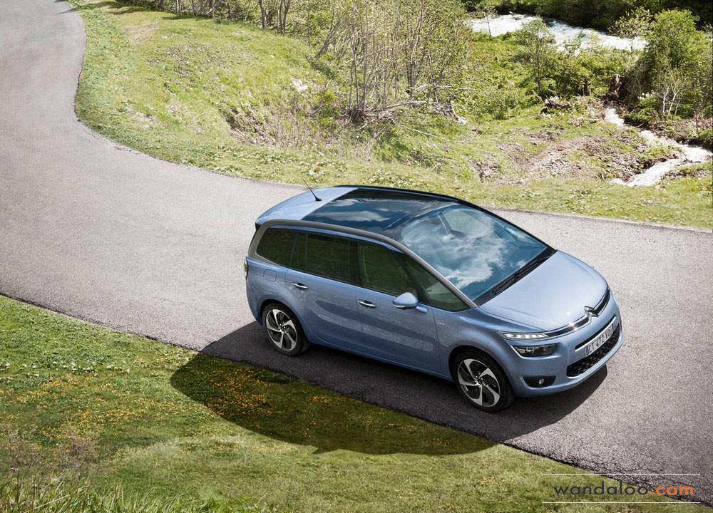 Citroen-C4-Grand-Picasso-2014-Maroc-03.jpg