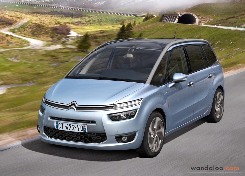 Citroen-C4-Grand-Picasso-2014-Maroc-04.jpg