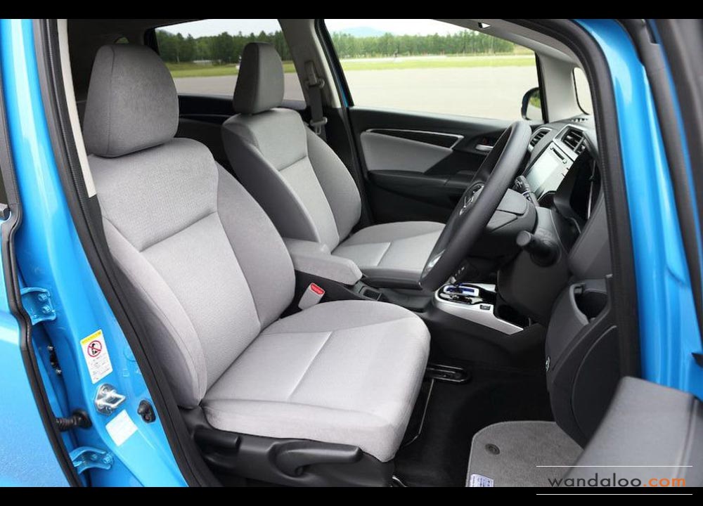 https://www.wandaloo.com/files/2013/07/Honda-Jazz-2014-Maroc-05.jpg