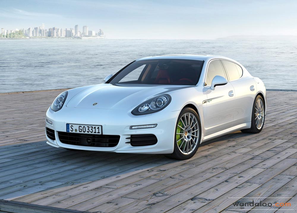 https://www.wandaloo.com/files/2013/07/Porsche-Panamera-2014-Maroc-01.jpg