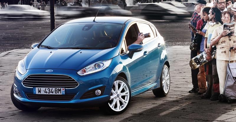 https://www.wandaloo.com/files/2013/08/Ford-Fiesta-Voiture-Feminine-Annee-2013.jpg