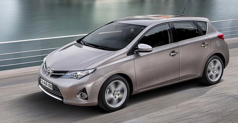 https://www.wandaloo.com/files/2013/09/Toyota-Auris-2013-Neuve-Maroc.jpg