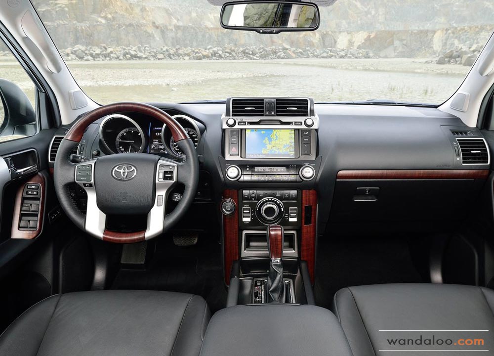 https://www.wandaloo.com/files/2013/09/Toyota-Land-Cruiser-2014-Maroc-08.jpg