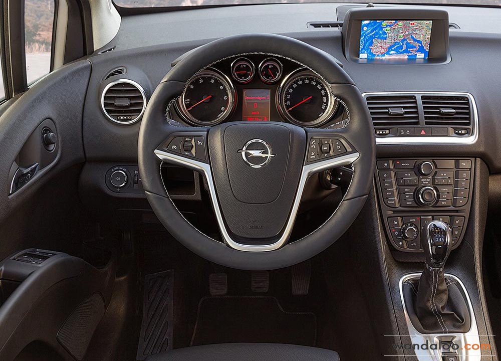 https://www.wandaloo.com/files/2013/10/Opel-Meriva-Maroc-2014-06.jpg