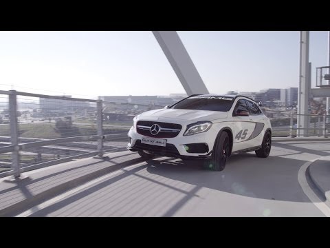 Mercedes-GLA-45-AMG-video.jpg