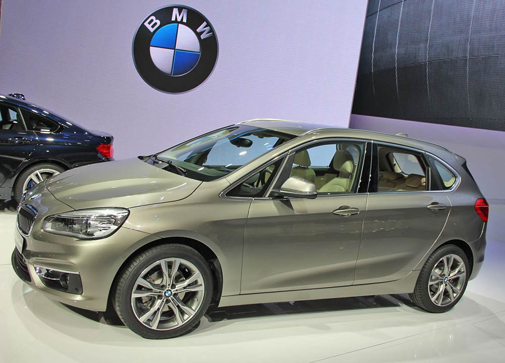 https://www.wandaloo.com/files/2014/03/Geneve-2014-06-BMW-Serie-2-Active-Tourer.jpg