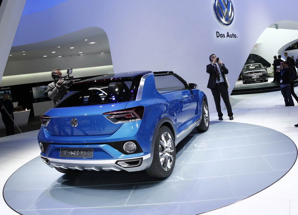 https://www.wandaloo.com/files/2014/03/Geneve-2014-08-Volkswagen-T-Roc-Geneve.jpg