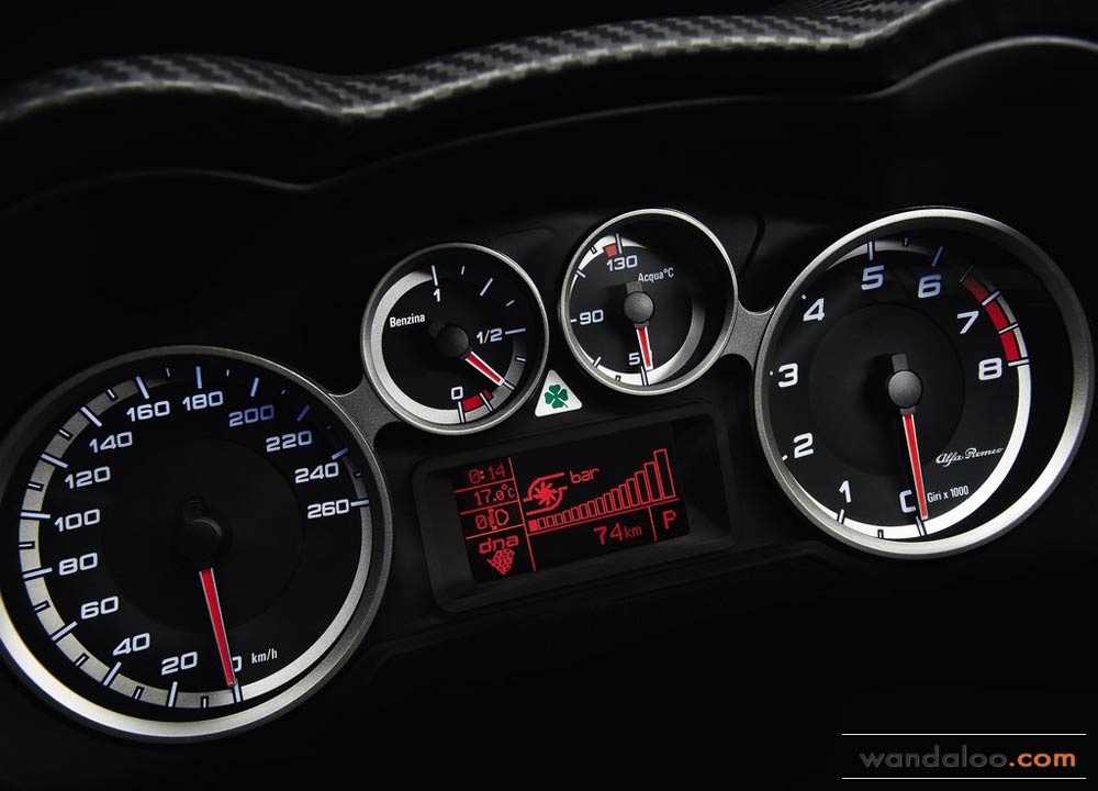 https://www.wandaloo.com/files/2014/06/Alfa-Romeo-MiTo-Quadrifoglio-Verde-2014-Neuve-Maroc-12.jpg