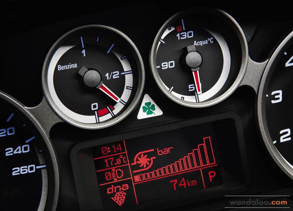 https://www.wandaloo.com/files/2014/06/Alfa-Romeo-MiTo-Quadrifoglio-Verde-2014-Neuve-Maroc-13.jpg