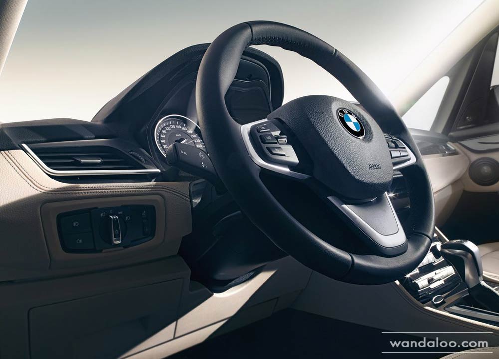 https://www.wandaloo.com/files/2015/02/BMW-Serie-2-Gran-Tourer-2016-20.jpg