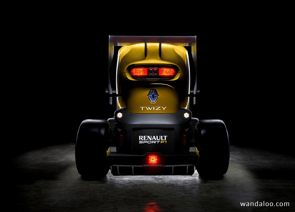 https://www.wandaloo.com/files/2015/04/Renault-Twizy-F1-2015-01.jpg