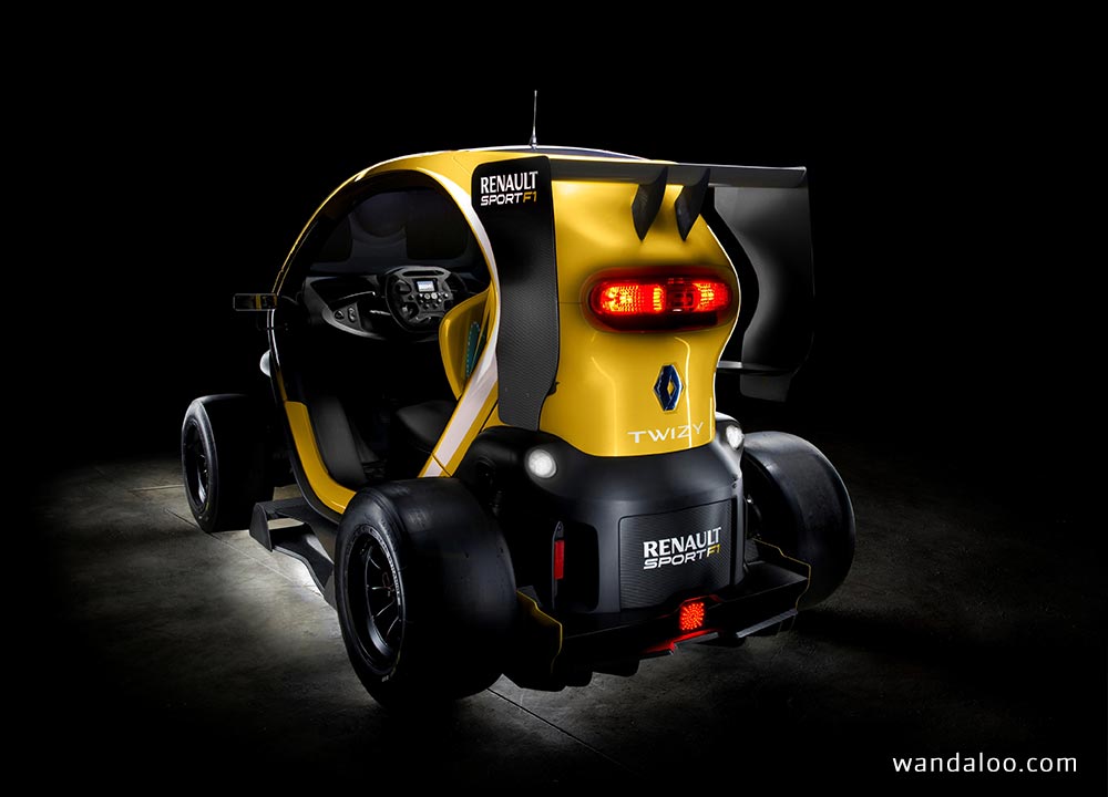 https://www.wandaloo.com/files/2015/04/Renault-Twizy-F1-2015-02.jpg