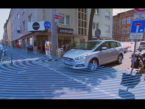 Ford-S-Max-Camera-180-degre-video.jpg