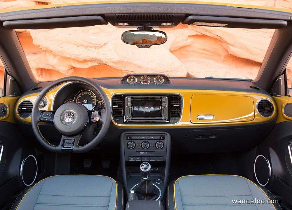 https://www.wandaloo.com/files/2015/11/Volkswagen-Beetle-Dune-2016-neuve-Maroc-03.jpg