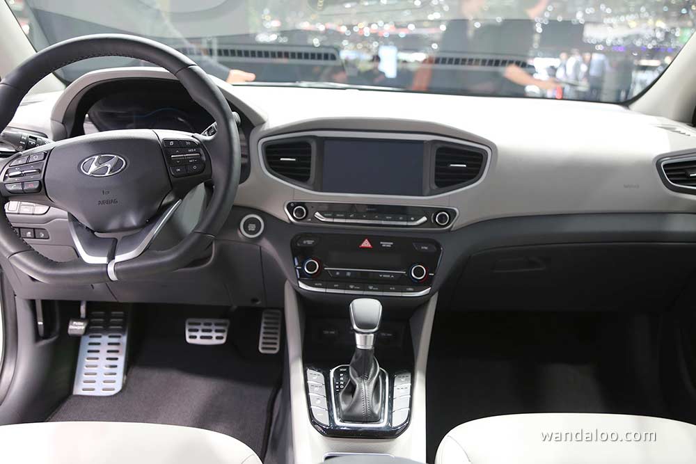 https://www.wandaloo.com/files/2016/03/Geneve-2016-Hyundai-IONIQ-03.jpg