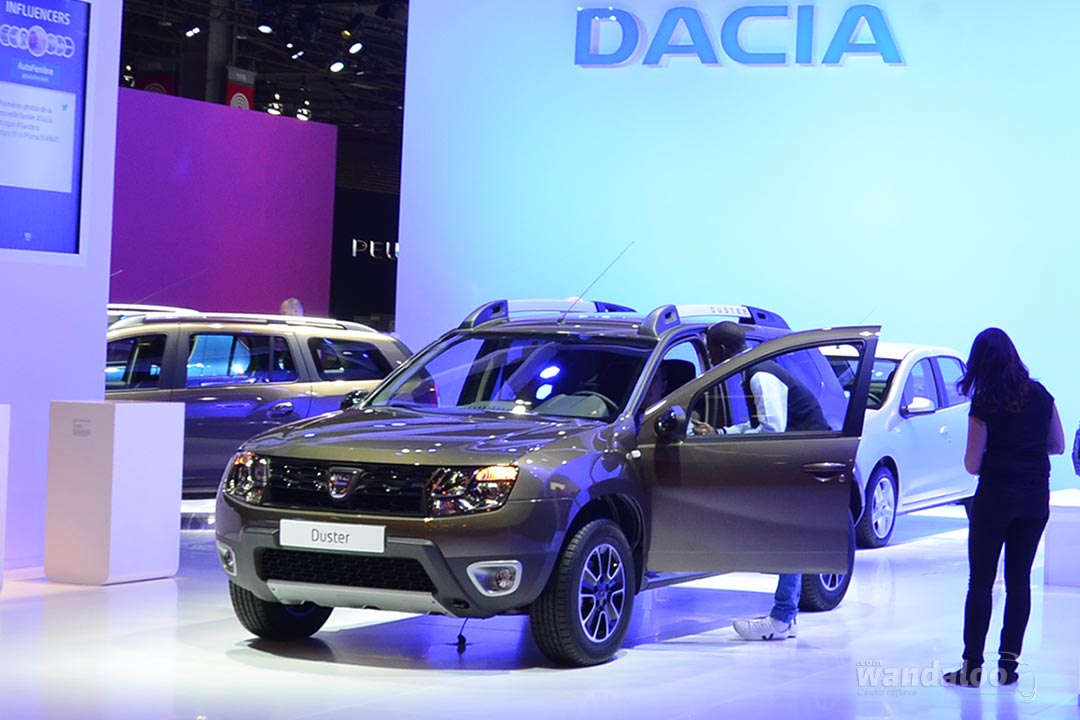 Mondial-Paris-2016-Stand-Dacia-13.jpg