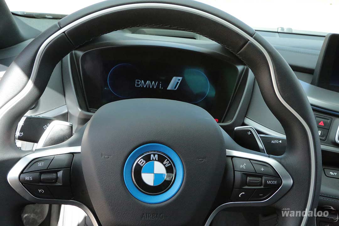 https://www.wandaloo.com/files/2016/12/Essai-BMW-i8-2016-neuve-Maroc-06.jpg